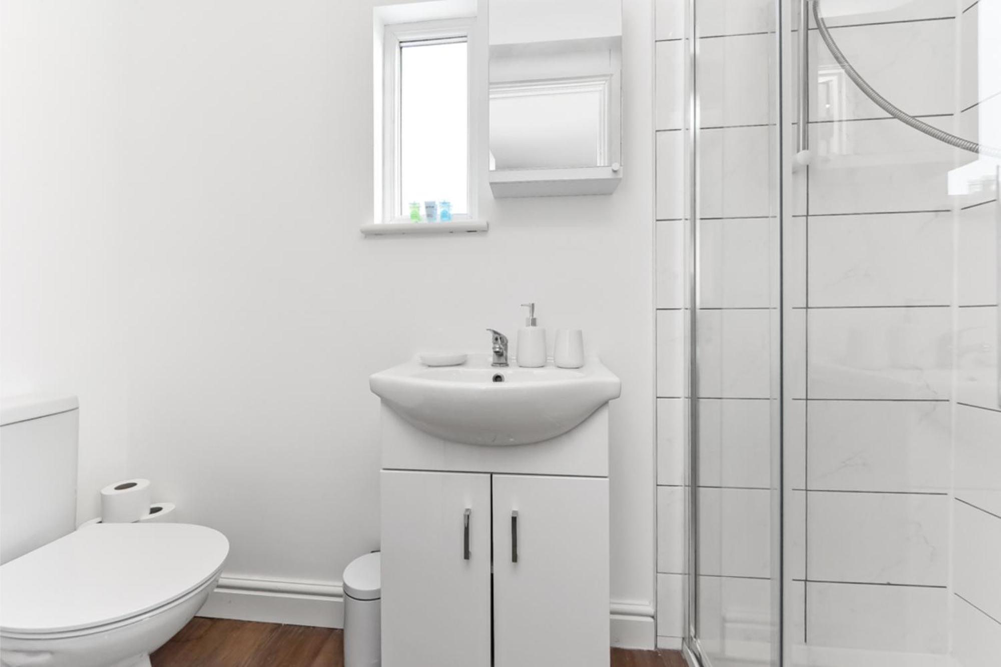 エンフィールドModern And Hearty Houseアパートメント エクステリア 写真