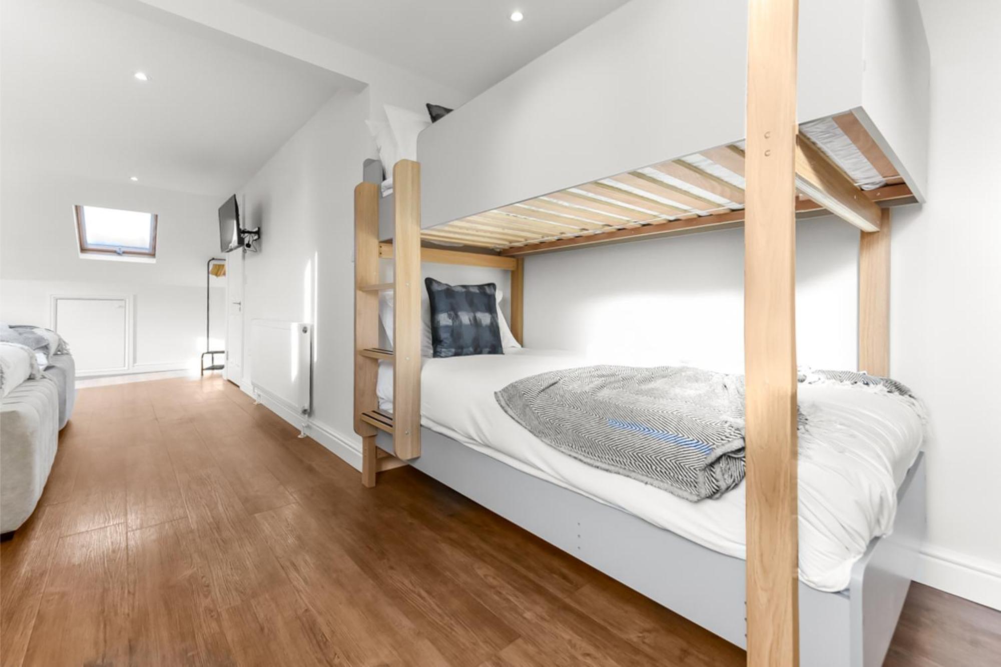 エンフィールドModern And Hearty Houseアパートメント エクステリア 写真